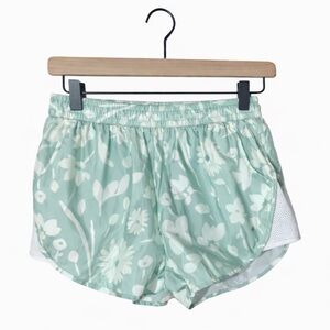 Kate Spade Floral Mint Green Women's Shorts - Size Medium
